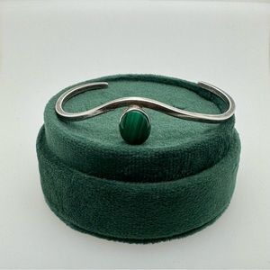 Malachite Floating Cuff